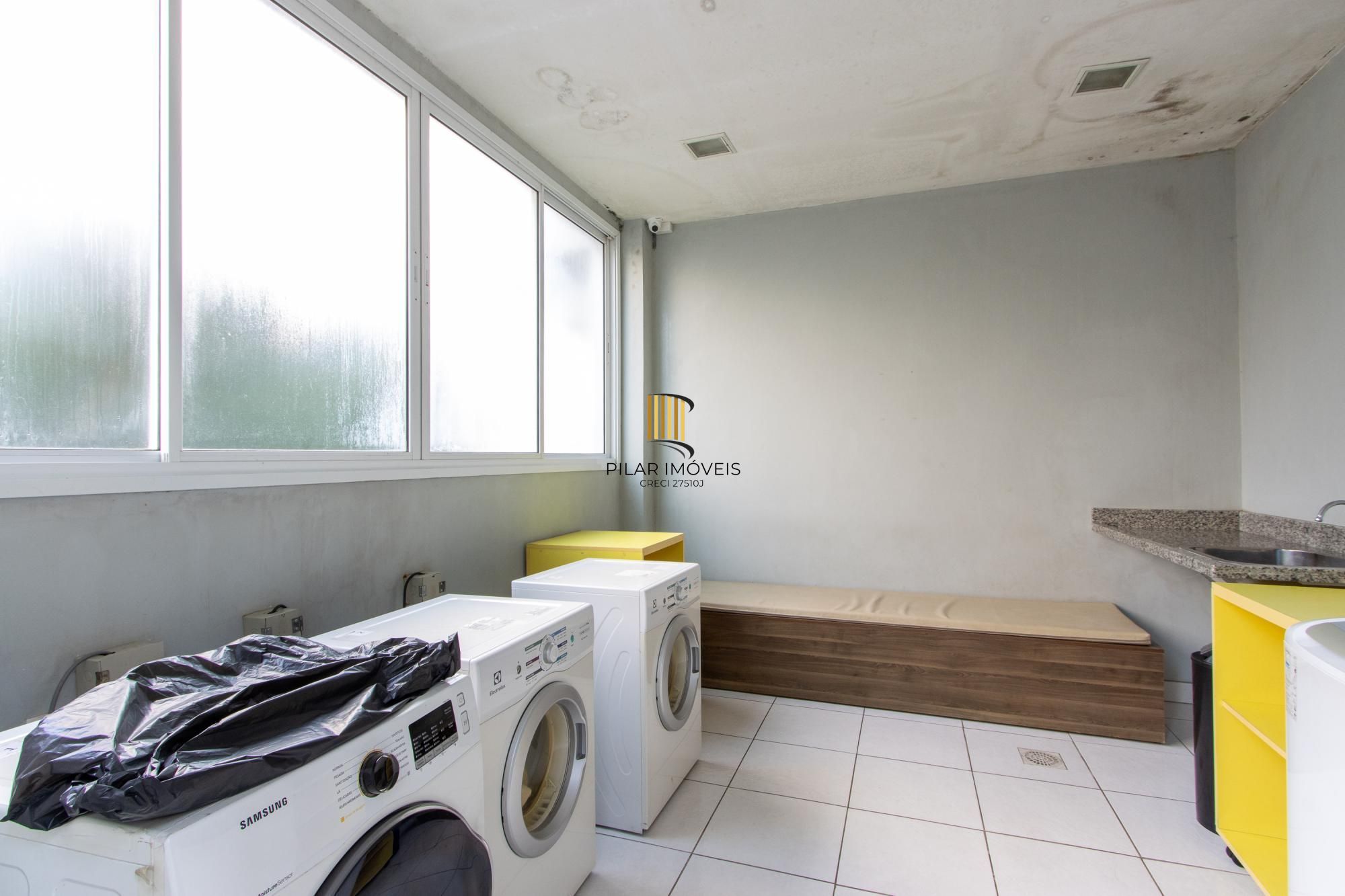 Apartamento 2 dormitórios no bairro Vila São José