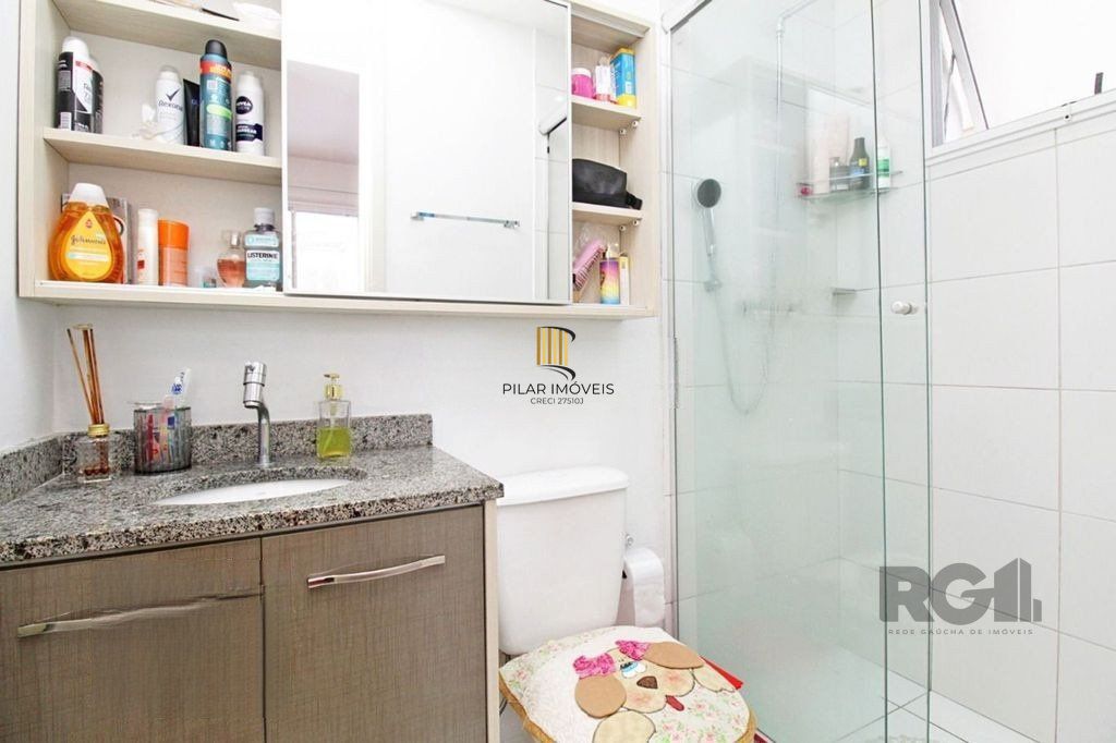 Apartamento para Venda - 67.3m², 3 dormitórios, sendo 1 suites, 1 vaga - Humaitá