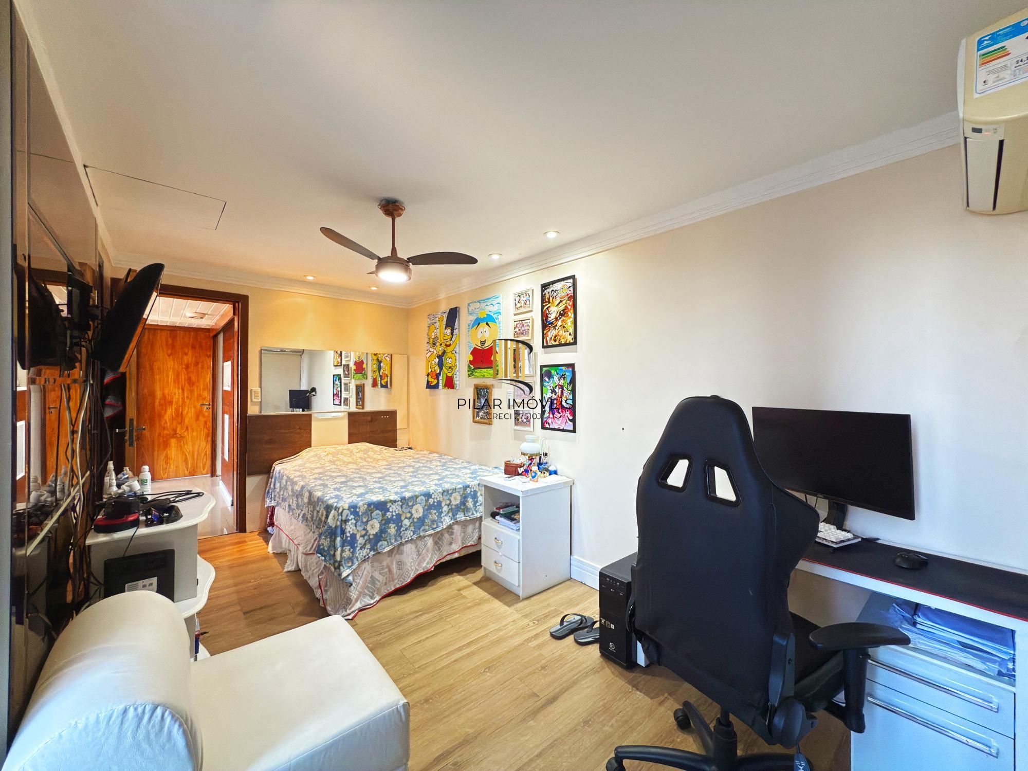 Casa em condomínio bairro Tristeza, com 185m² privativos.