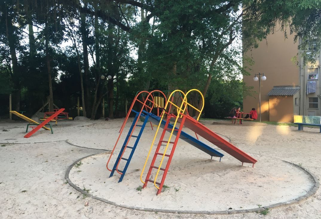 Apartamento 2 dormitórios no bairro Lomba do Pinheiro