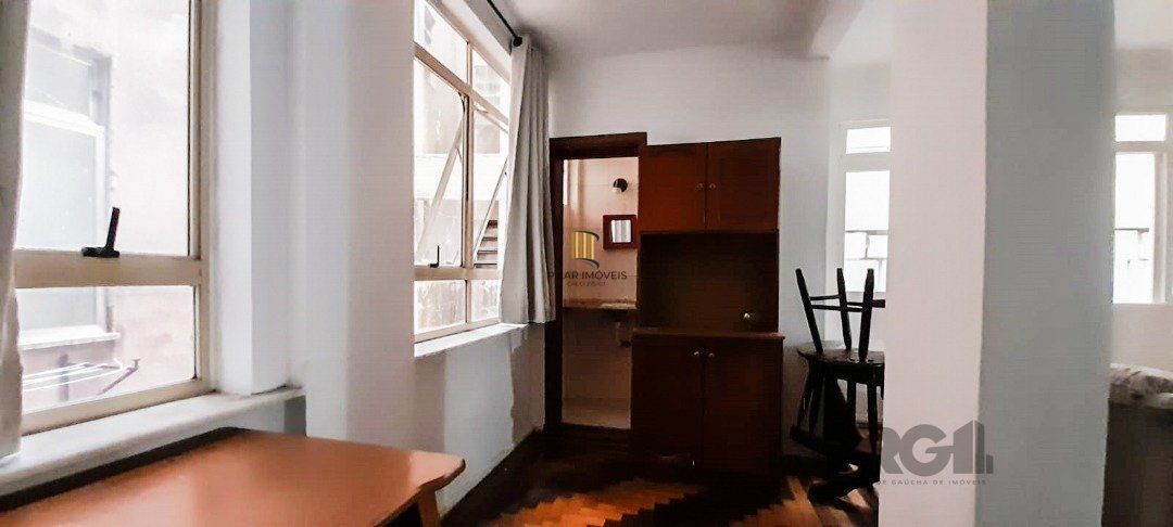 Apartamento de 3 dormitórios no Centro Histórico em Porto Alegre