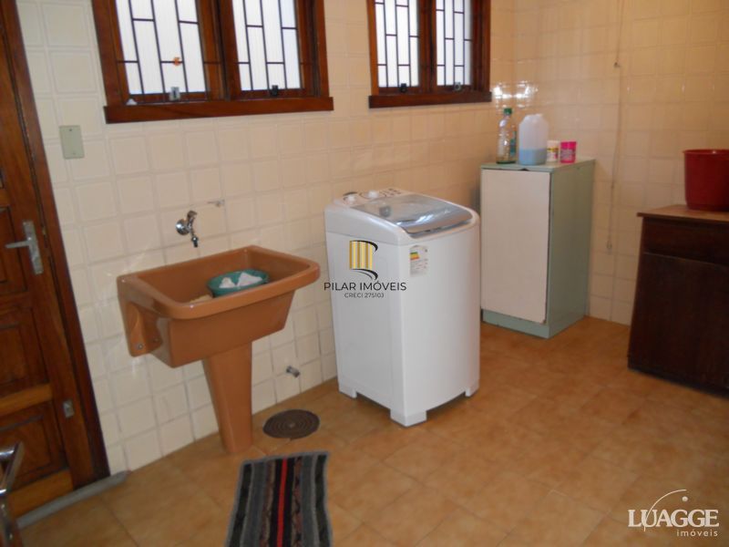 Casa 3 dormitórios no bairro Santa Tereza