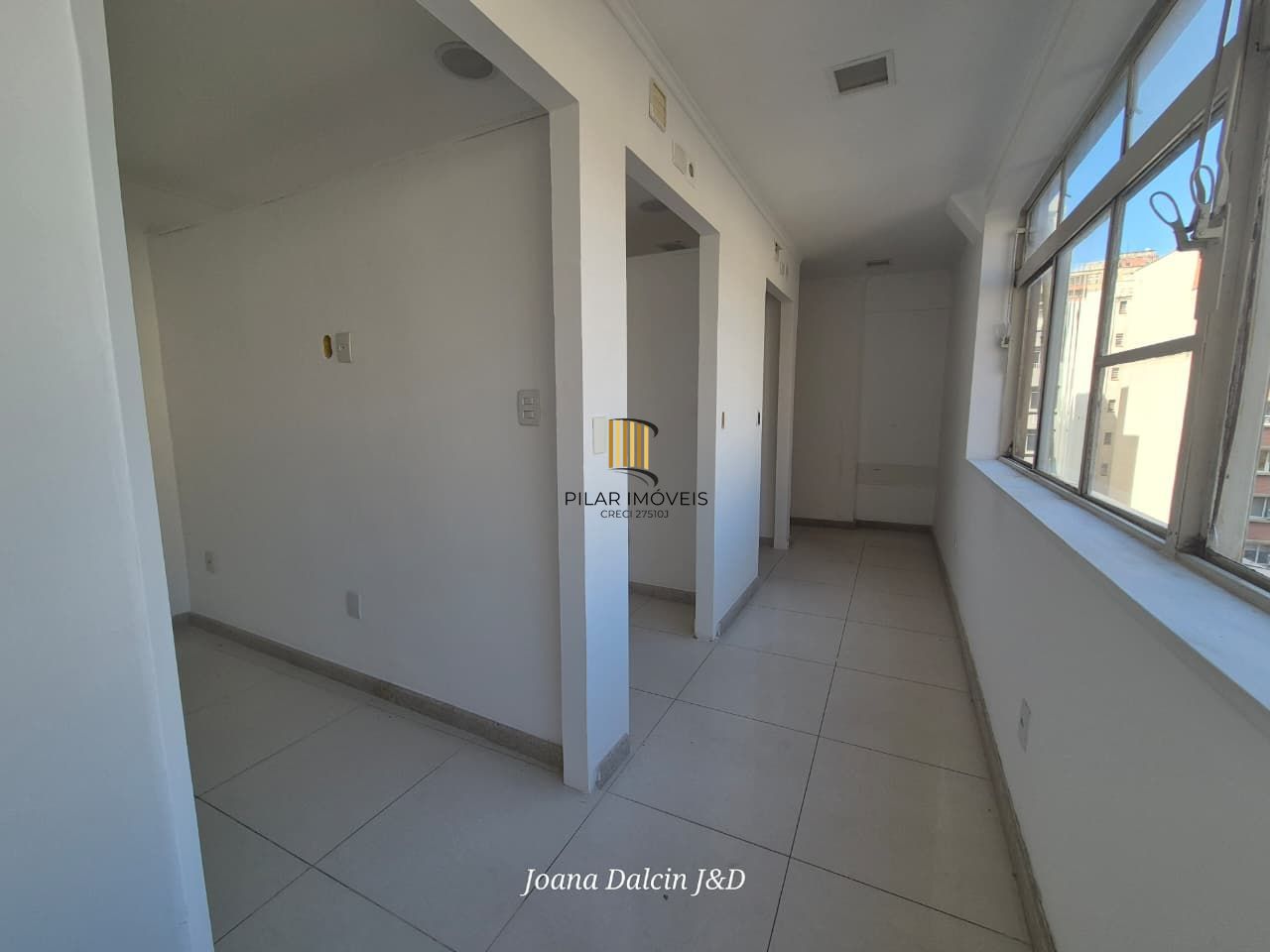 Excelente sala comercial no centro de Porto Alegre - Galeria Malcon