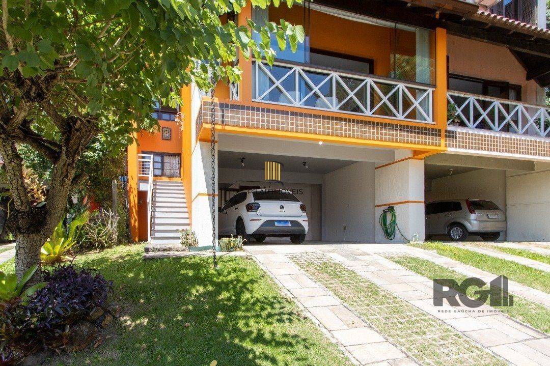 Casa de Condomínio 3 dormitórios no bairro Tristeza