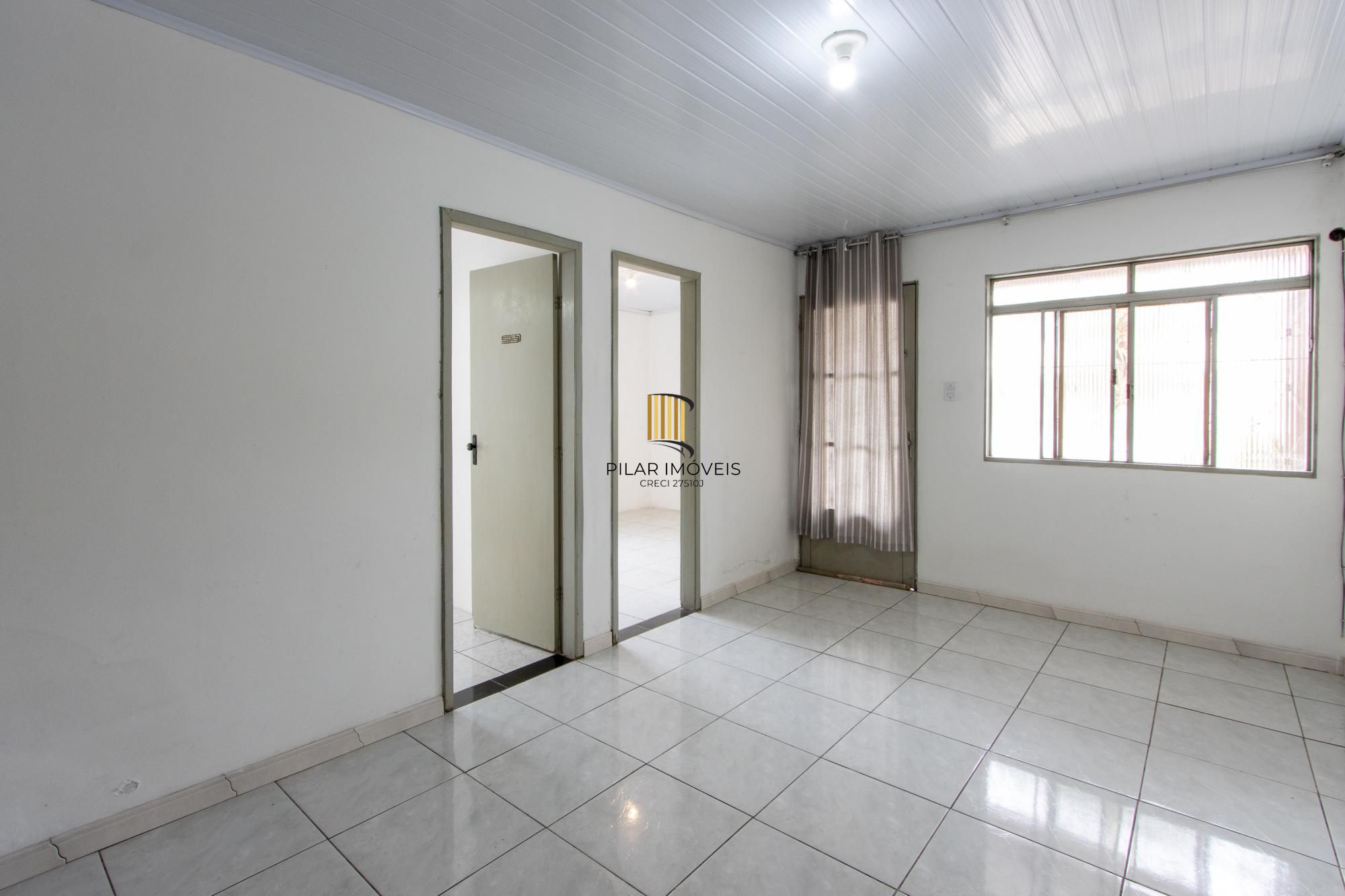 CASA TRÊS DORMITÓRIOS NA RESTINGA NOVA