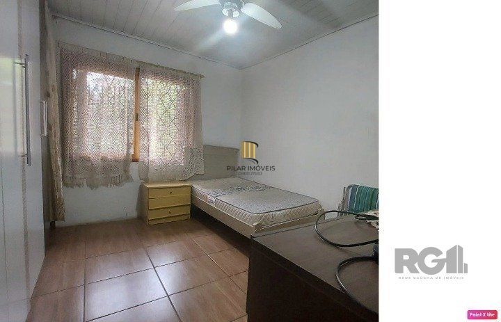 Casa 2 dormitórios no bairro Camaquã