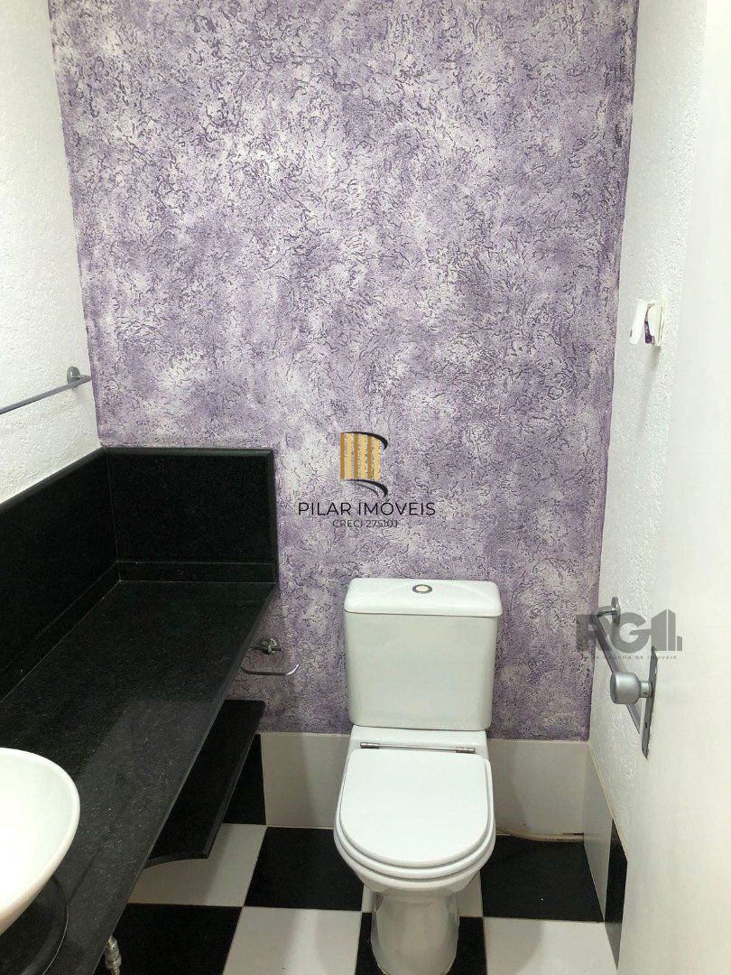 Excelente sala comercial. 2 salas muito espaçosas e uma meno