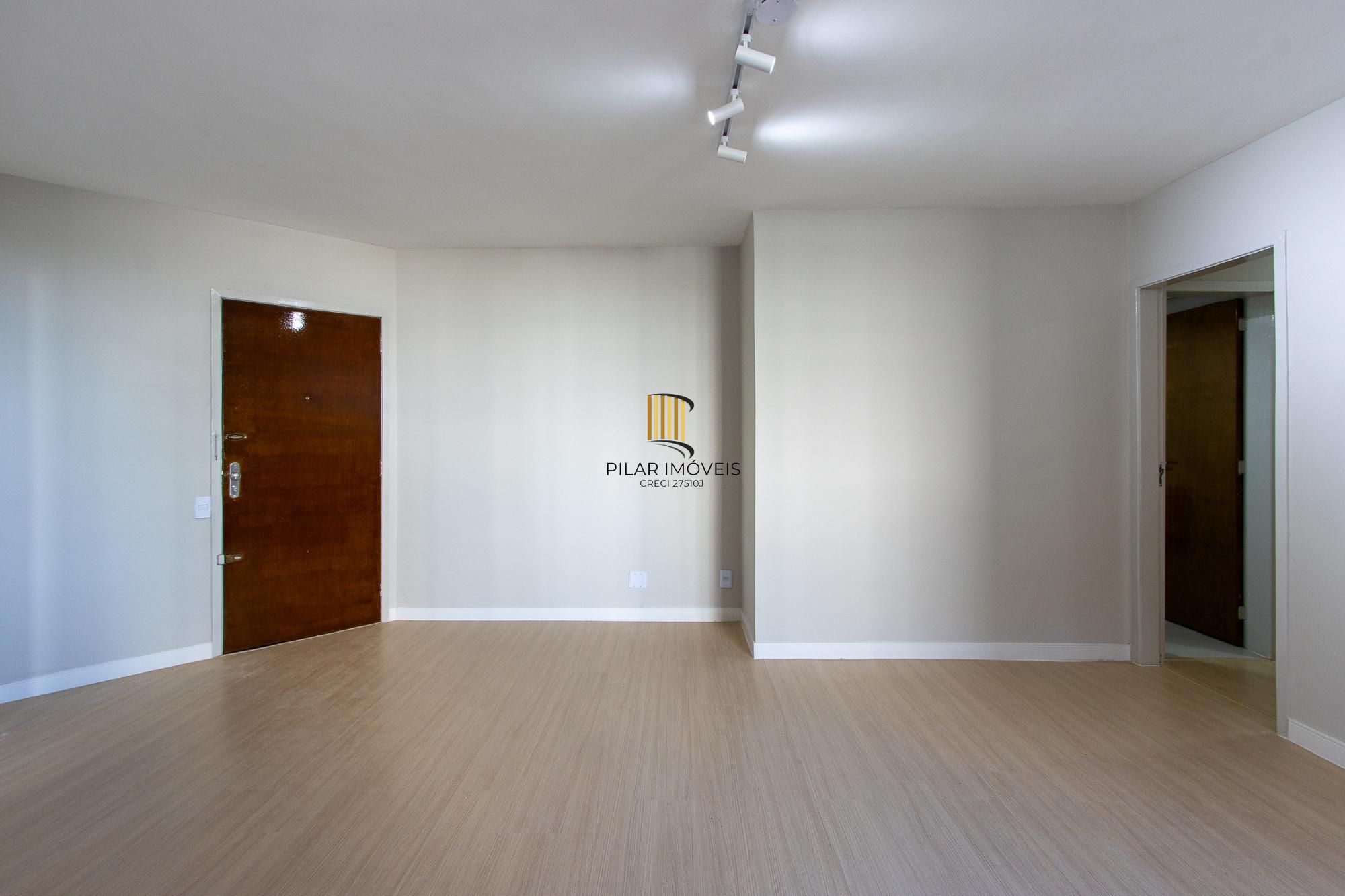 APARTAMENTO 2 DORMITÓRIOS, REFORMADO - BAIRRO TRISTEZA