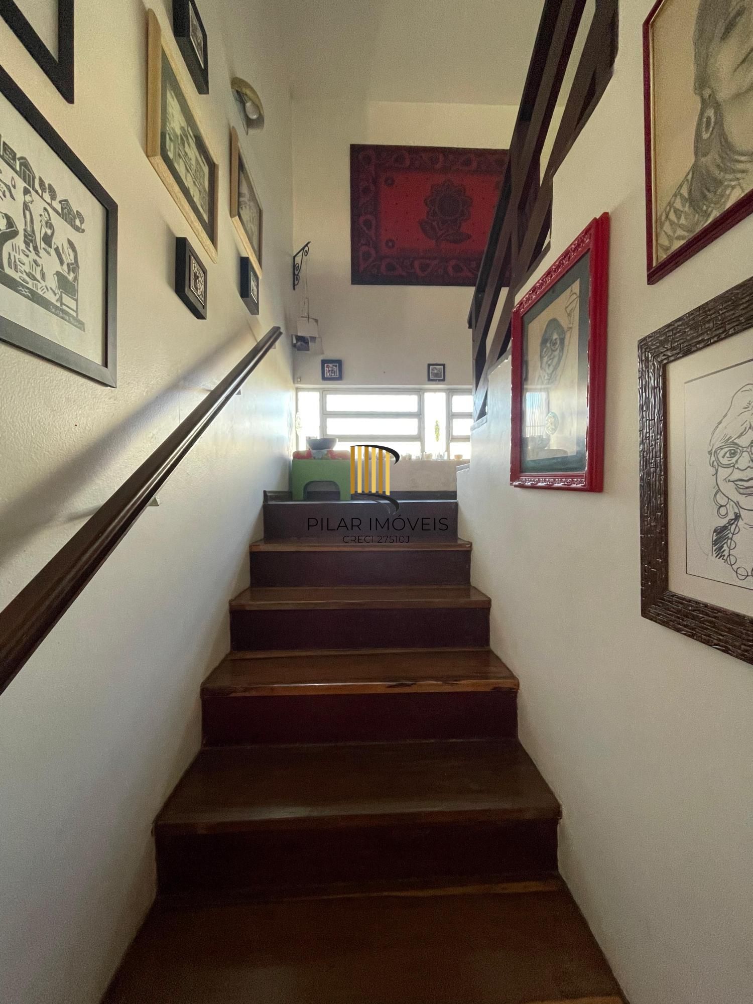 Casa para Venda - 325,72m², 4 dormitórios, sendo 1suites, 4 vagas - Jardim Isabel