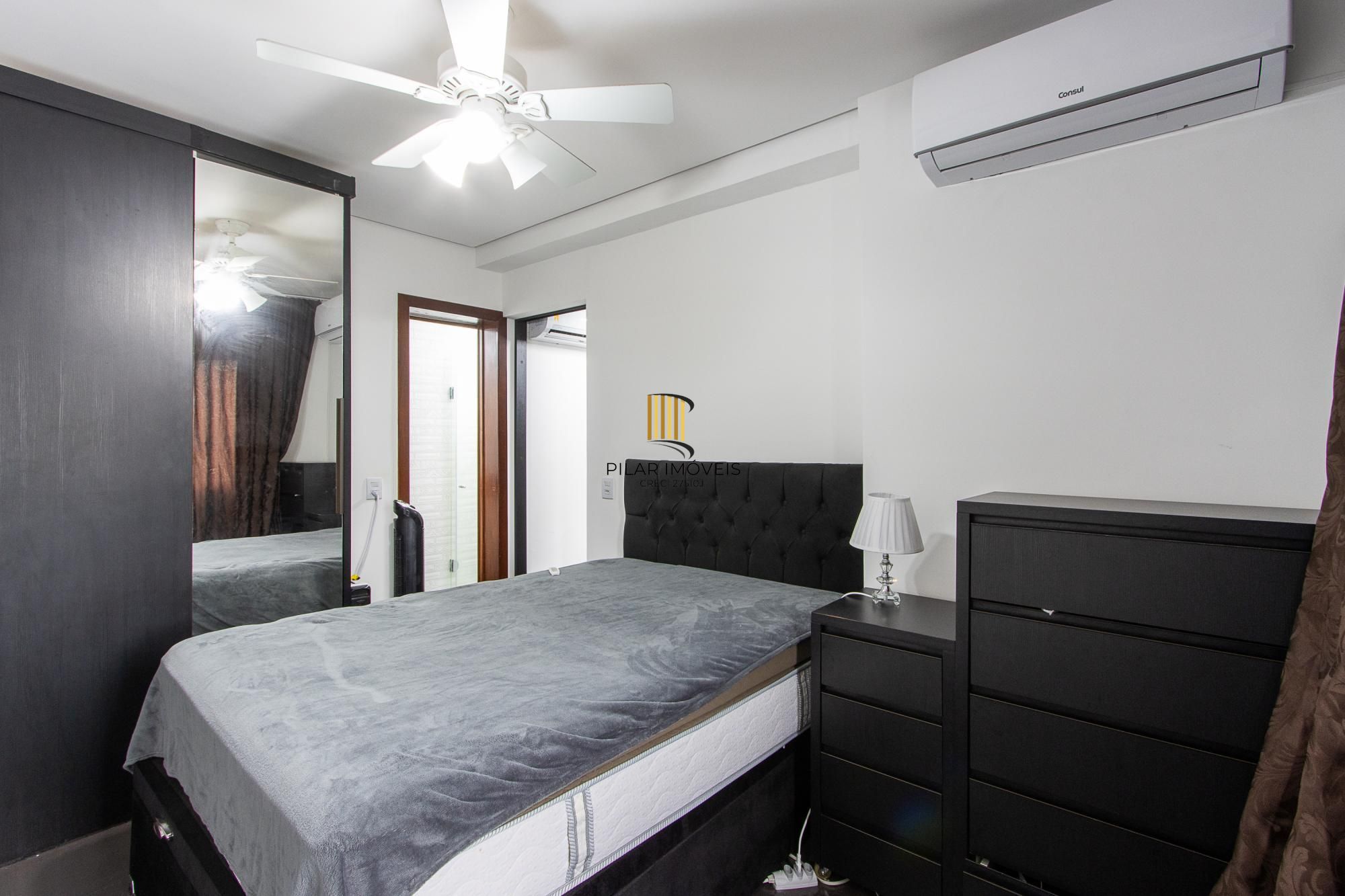 Cobertura no Menino Deus com vista espetacular