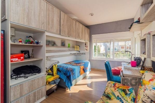 Possui 3 dormitórios sendo 1 ampla suíte com closet e sacada, living em conceito aberto,  cozinha integrada