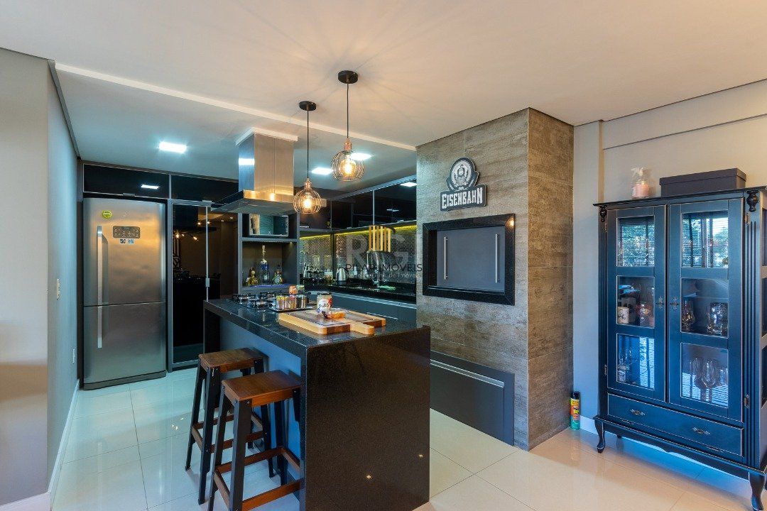 Casa Condominio para Venda - 198.39m², 3 dormitórios, sendo 1 suites, 2 vagas - Tristeza