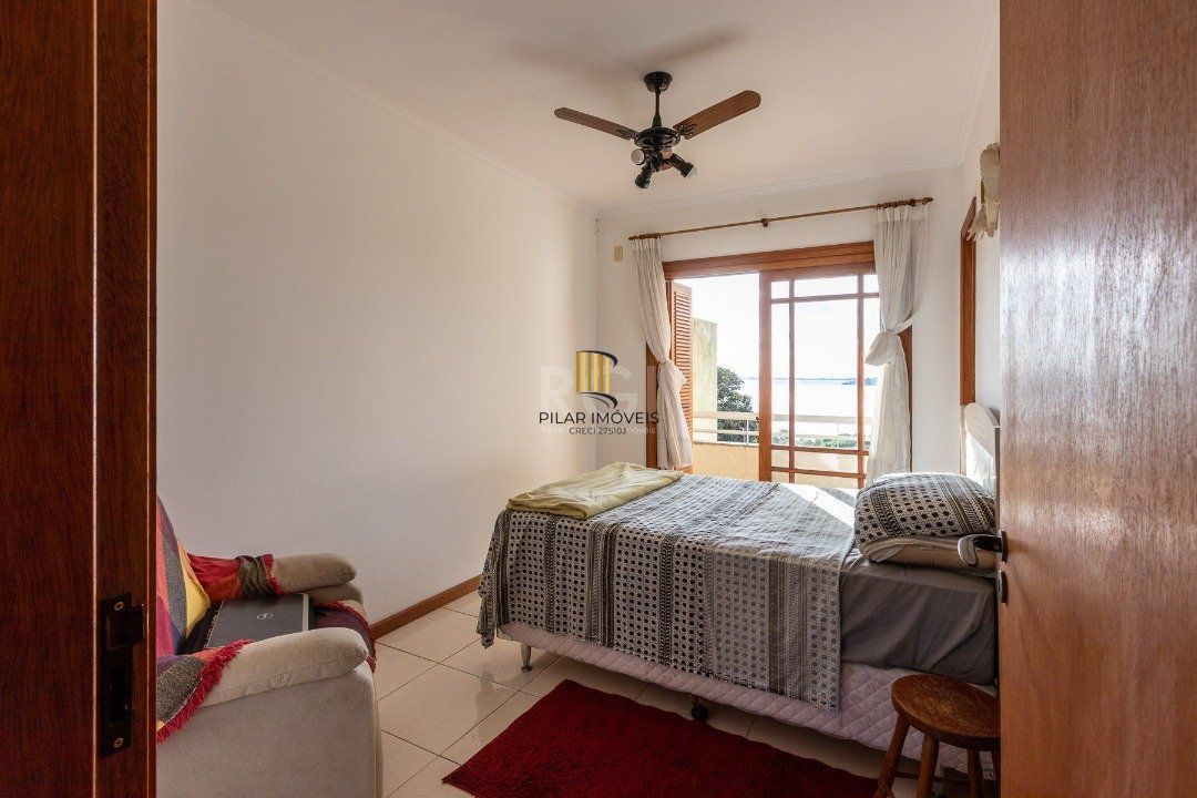 Casa para Venda - 195.96m², 3 dormitórios, sendo 1 suites, 2 vagas - Espirito Santo