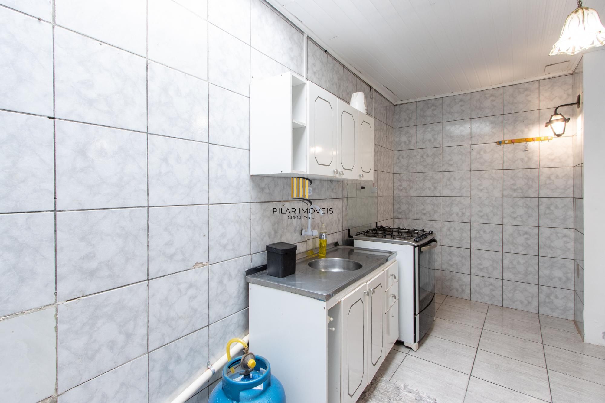 CASA TRÊS DORMITÓRIOS NA RESTINGA NOVA