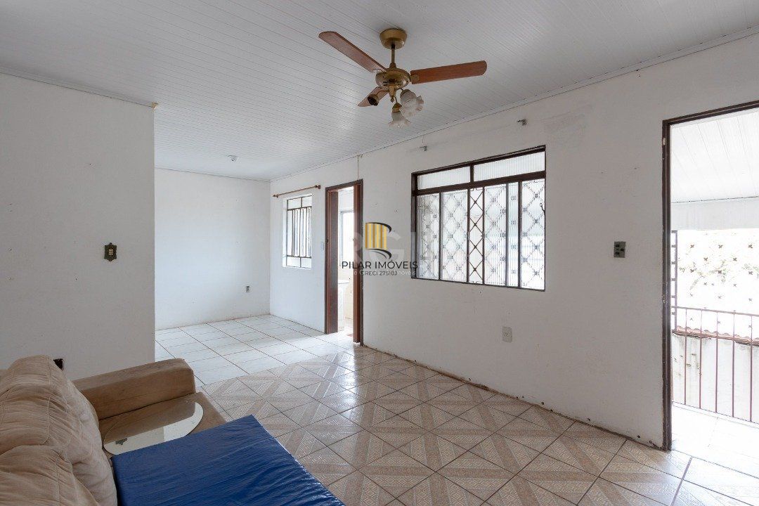 Casa para Venda - 149.99m², 6 dormitórios, sendo 2 suites, Nonoai