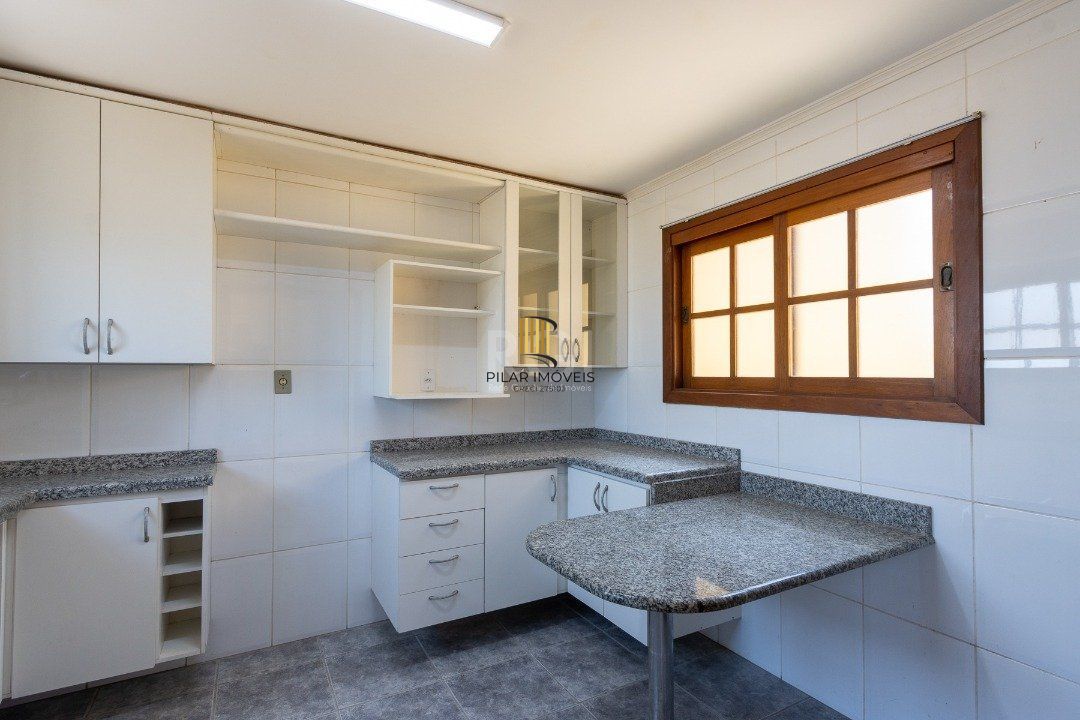 Casa 3 Dormitório(s) Bairro Espirito Santo