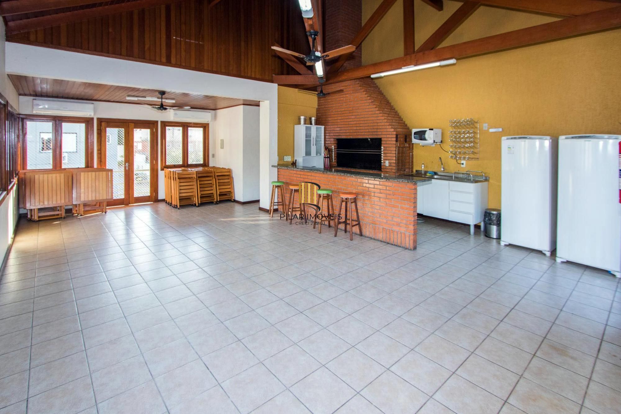 Apartamento 3 dormitórios no bairro Camaquã