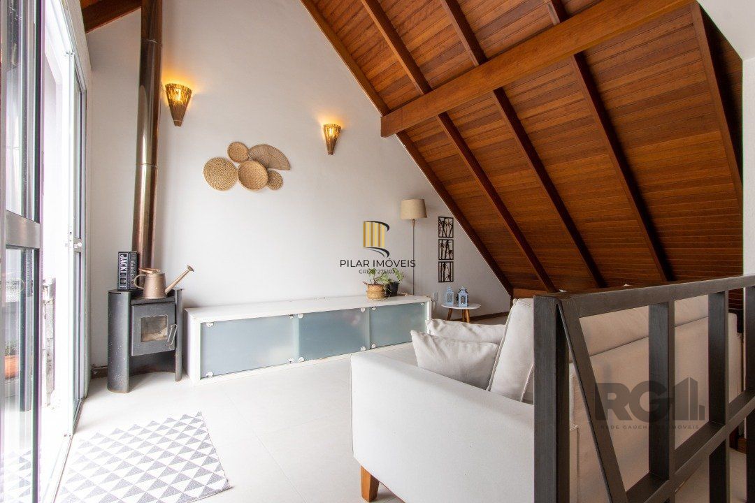 Sobrado com 148,45m², com 2 quartos, suíte, área gormet, vista para o Guaíba, na Vila Conceição.