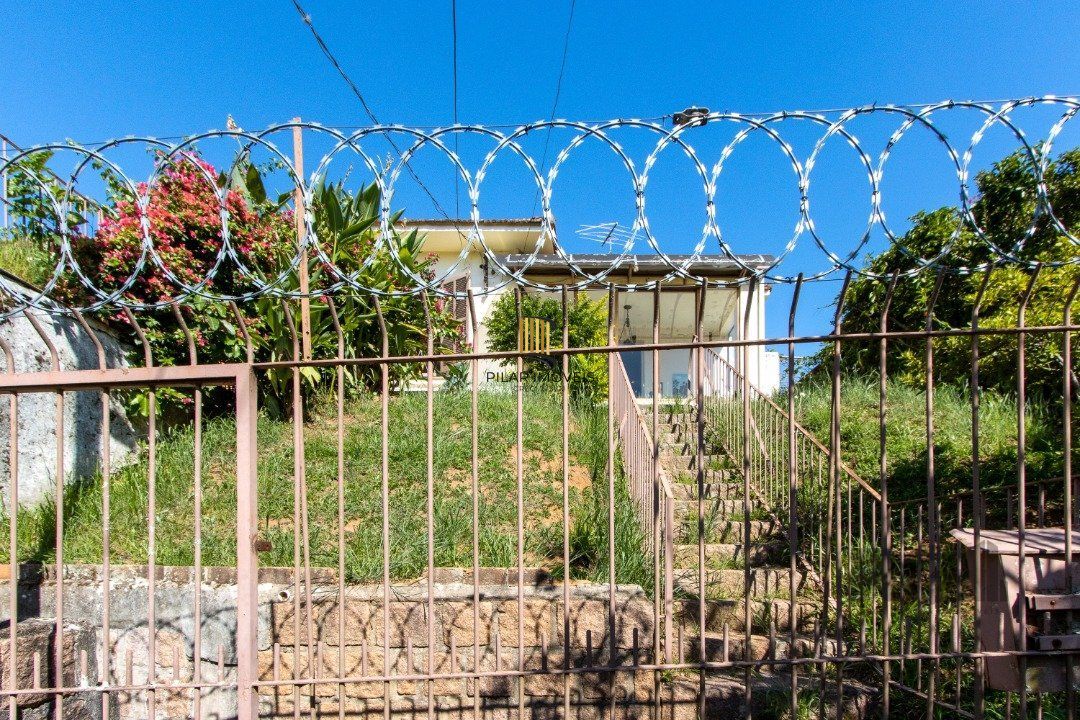 CASA 2 DORMITÓRIOS  NO SANTA TEREZA