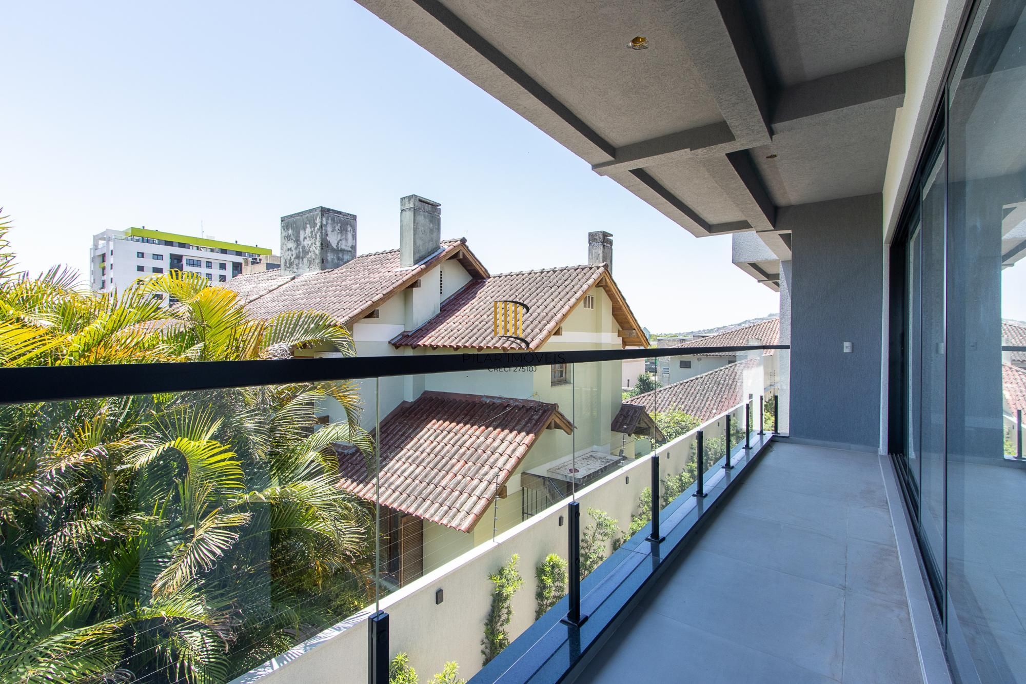 Casa em condomínio com conforto e exclusividade no bairro Tristeza