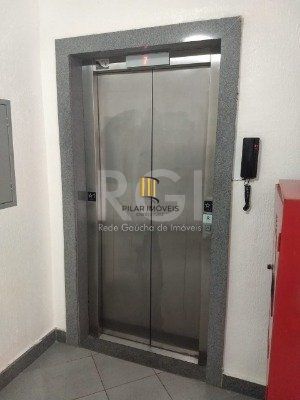 Apartamento 2 dormitórios no bairro Morro Santana