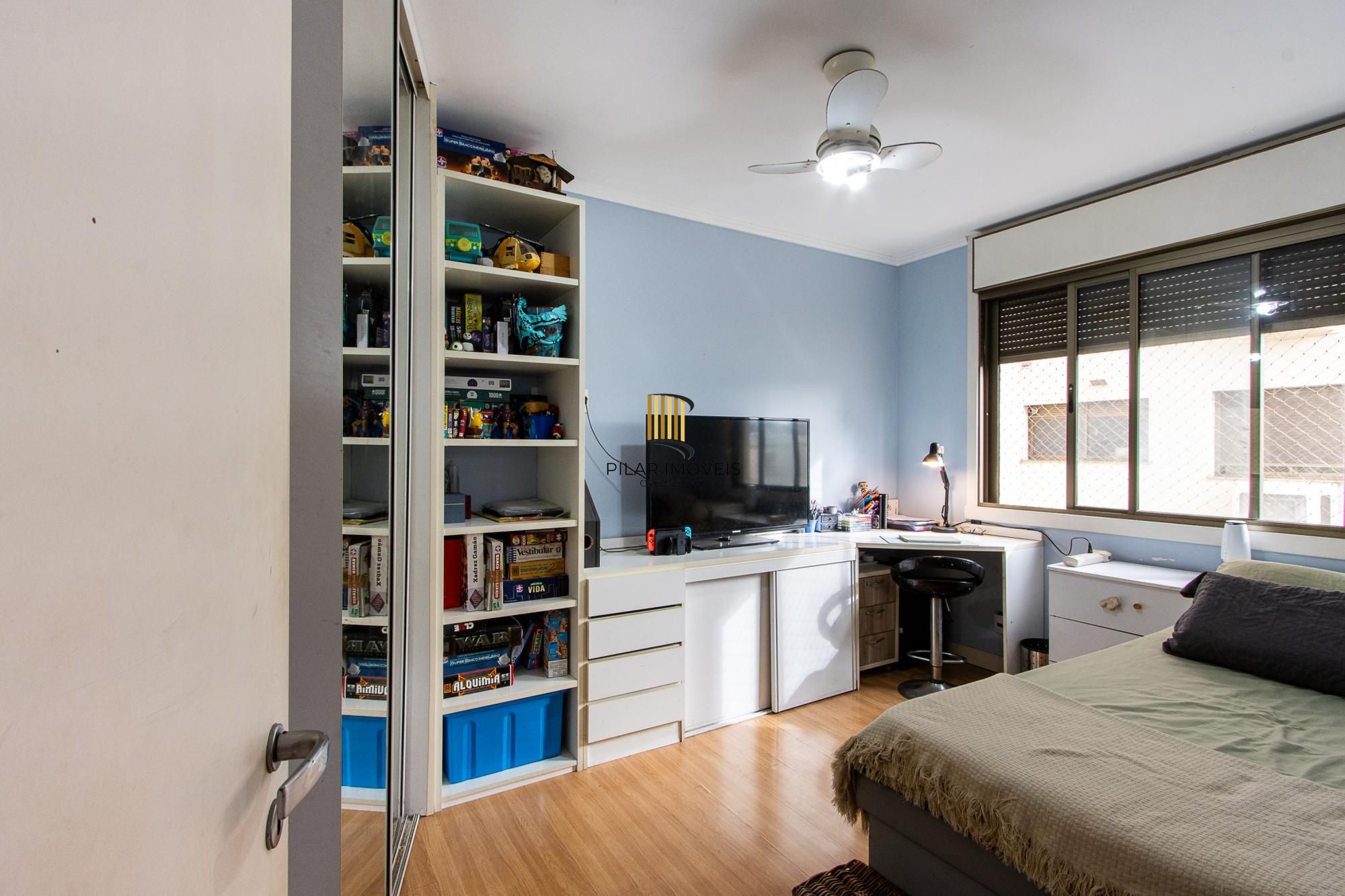 Apartamento 3 quartos, 139,64m² privativos, 2 vagas - Bairro Menino Deus