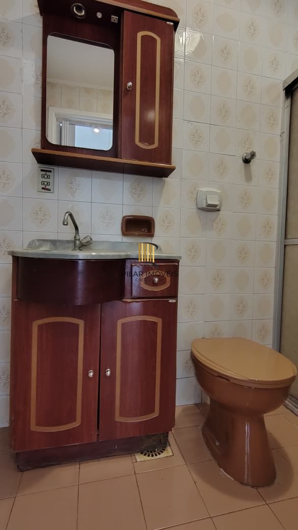 Apartamento de 1 dormitório e 1 vaga escriturada no bairro Camaquã.