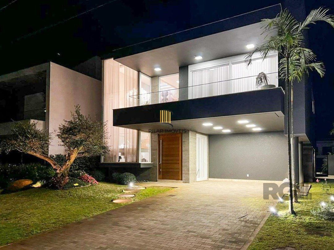 Excepcional sobrado 5 dormitórios com 5 suítes, totalmente mobiliado e ricamente decorado a beira lago em Xangrilá, no Condomínio Enseada.