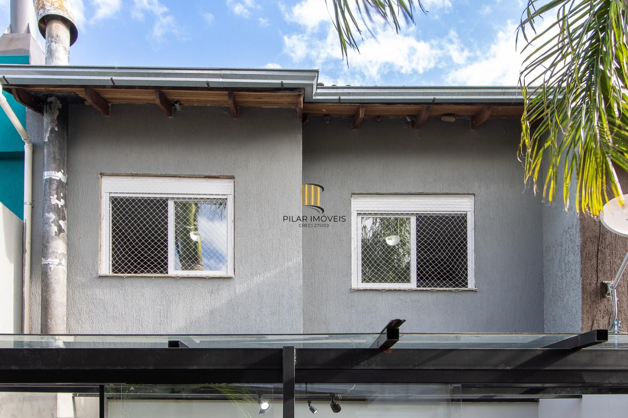 Casa Condominio 2 Dormitório(s) Bairro Hípica