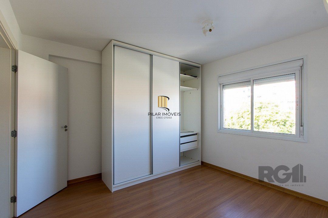 Apartamento 3 dormitórios no bairro Camaquã