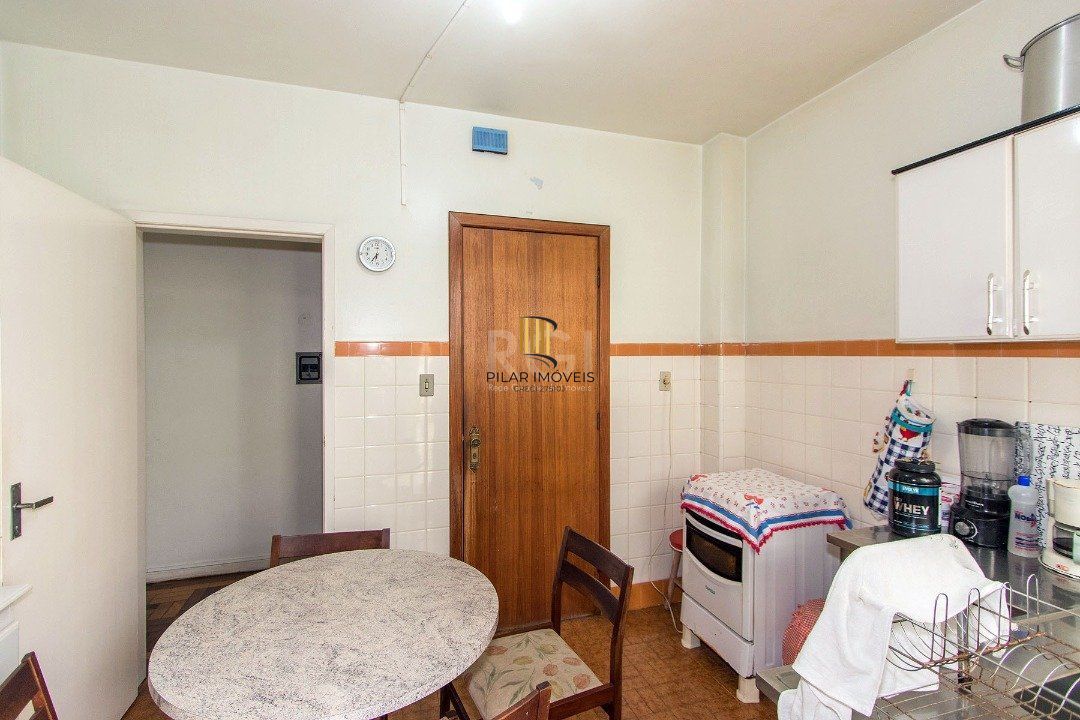 Apartamento para Venda - 132m², 3 dormitórios, 1 vaga - Glória