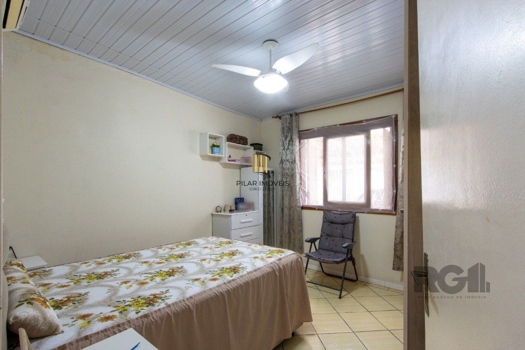Casa 2 dormitórios no bairro Camaquã