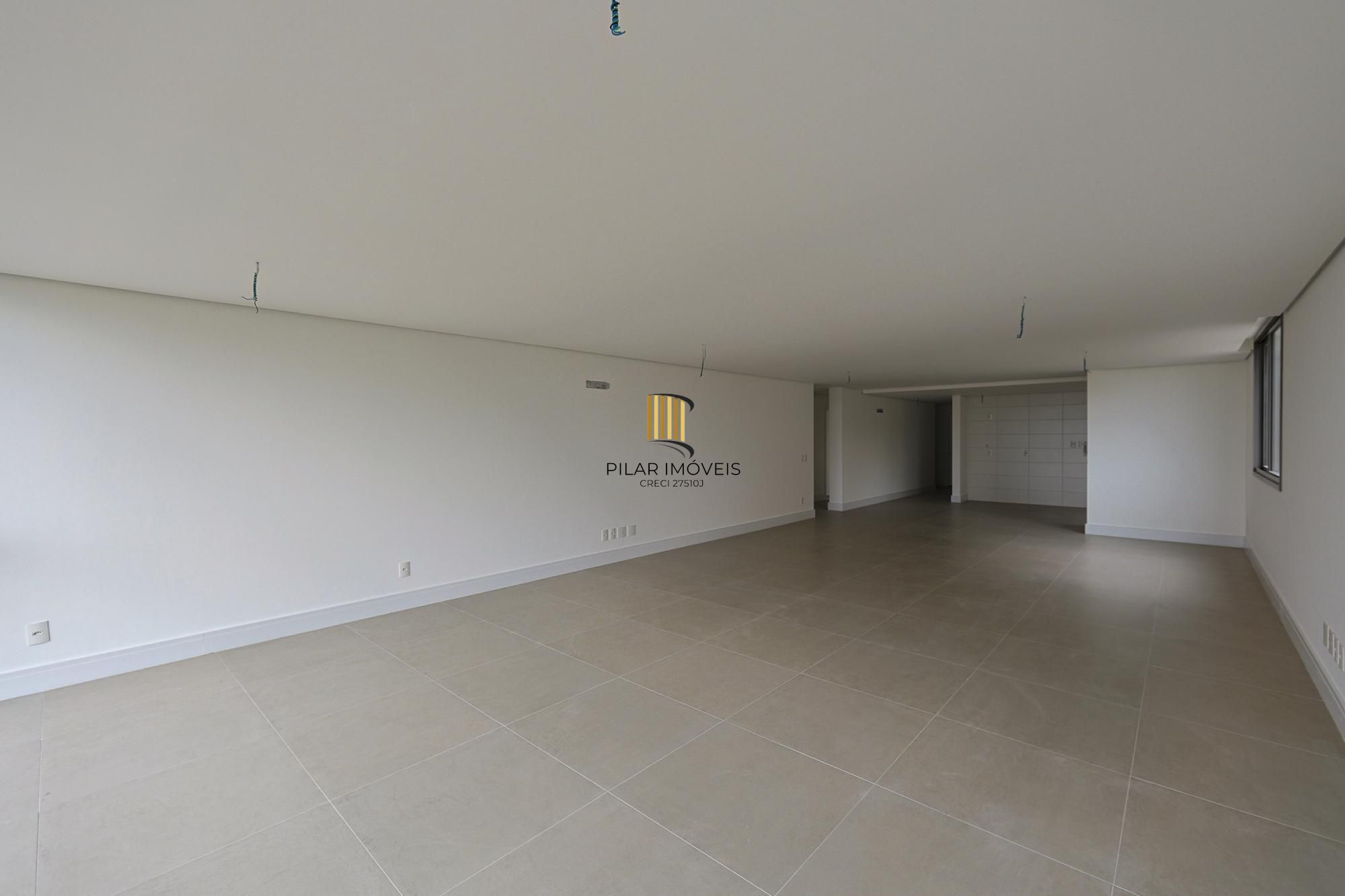 Apartamento com 217m² e 3 dormitórios no bairro Tristeza em PORTO ALEGRE para Comprar
