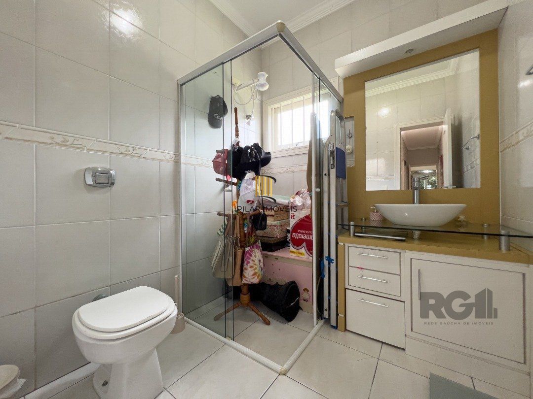 Casa Térrea mobiliada com 5 dormitórios 350m² de área - Navegantes - Capão da Canoa