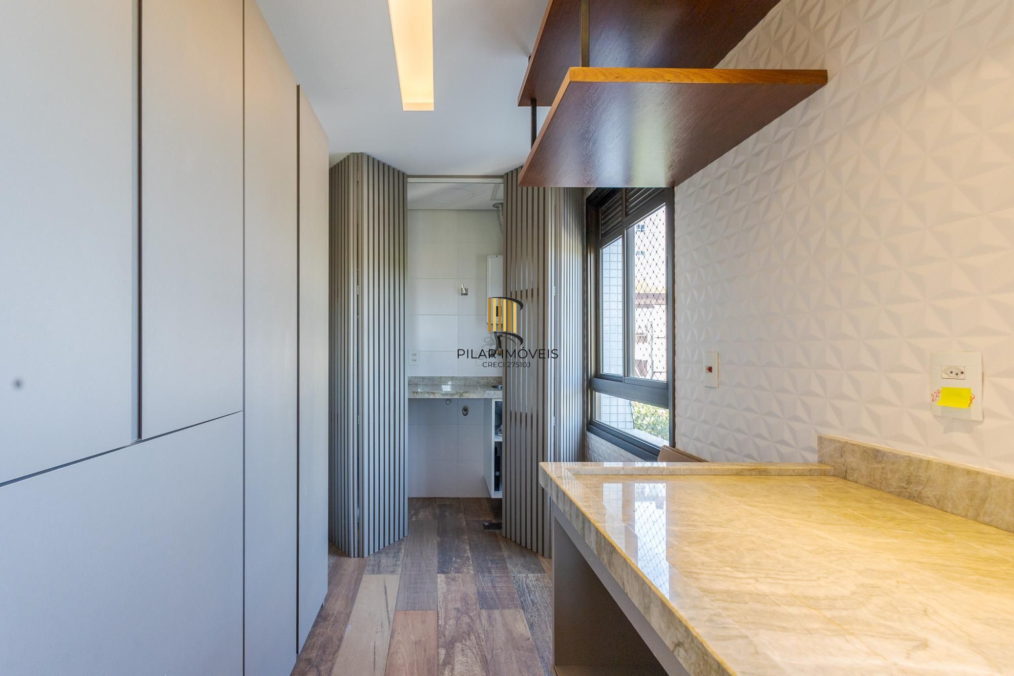 Apartamento 2 dormitórios no Petrópolis