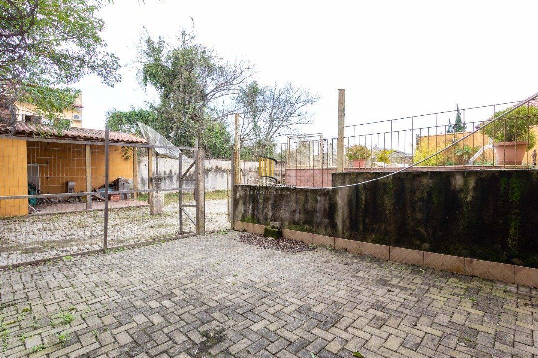 Casa Condominio para Venda - 386m², 3 dormitórios, sendo 2 suites, 2 vagas - Espirito Santo