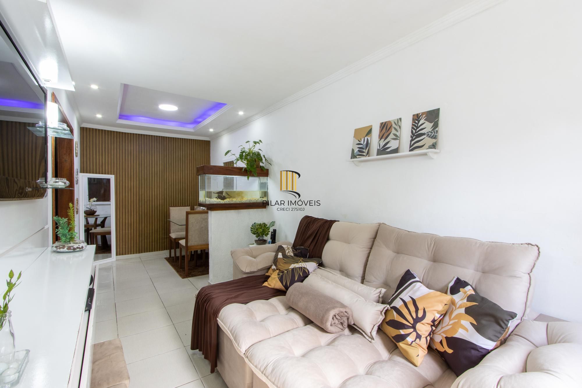 Casa/Sobrado  4 dormitórios com piscina