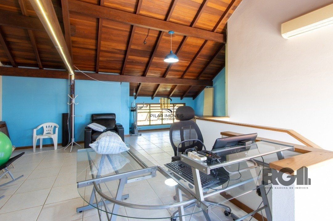 Casa de Condomínio 3 dormitórios no bairro Tristeza
