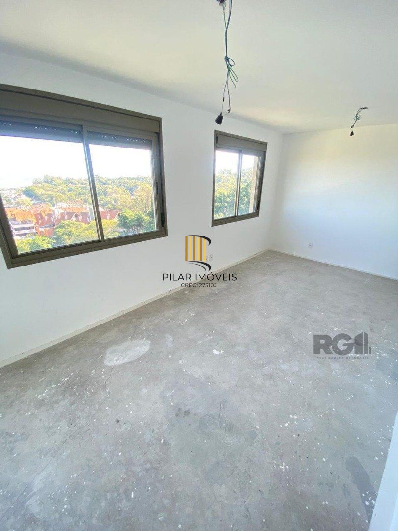 Apartamento 6 dormitórios no bairro Cavalhada