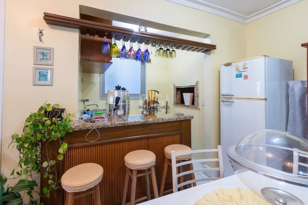 Cobertura para Venda - 230.54m², 3 dormitórios, sendo 1 suites, 2 vagas