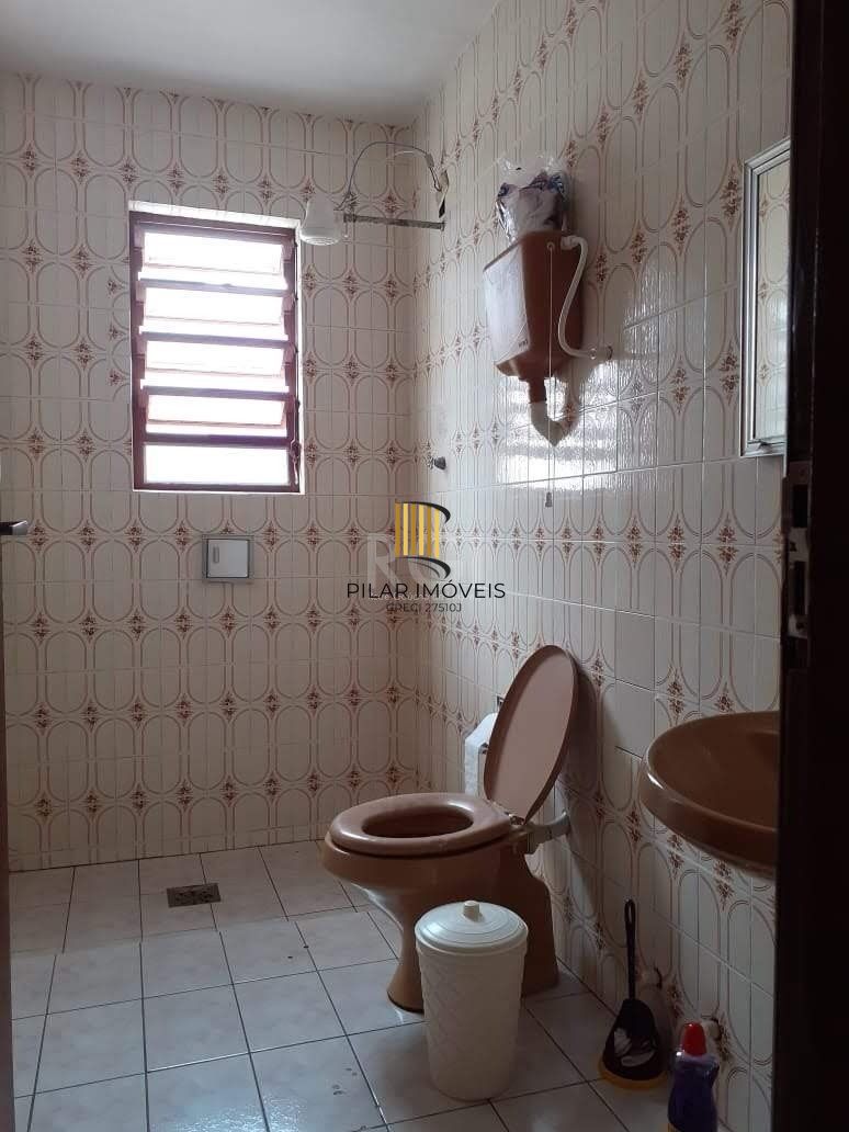 Casa para Venda - 130m², 4 dormitórios, Santa Tereza