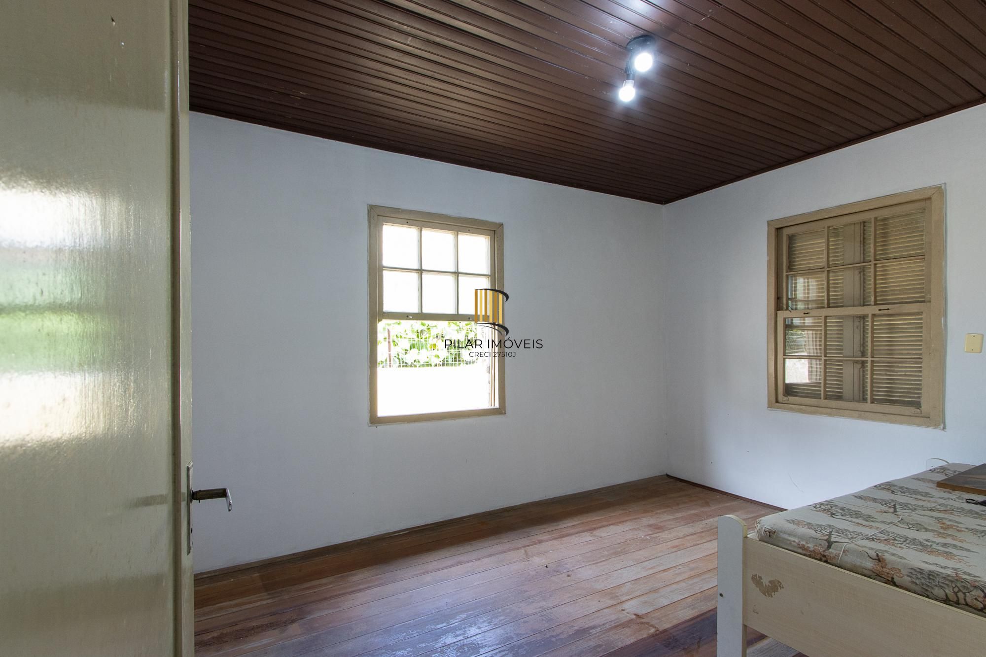 Casa para Venda - 160m², 3 dormitórios, 3 vagas - Ipanema