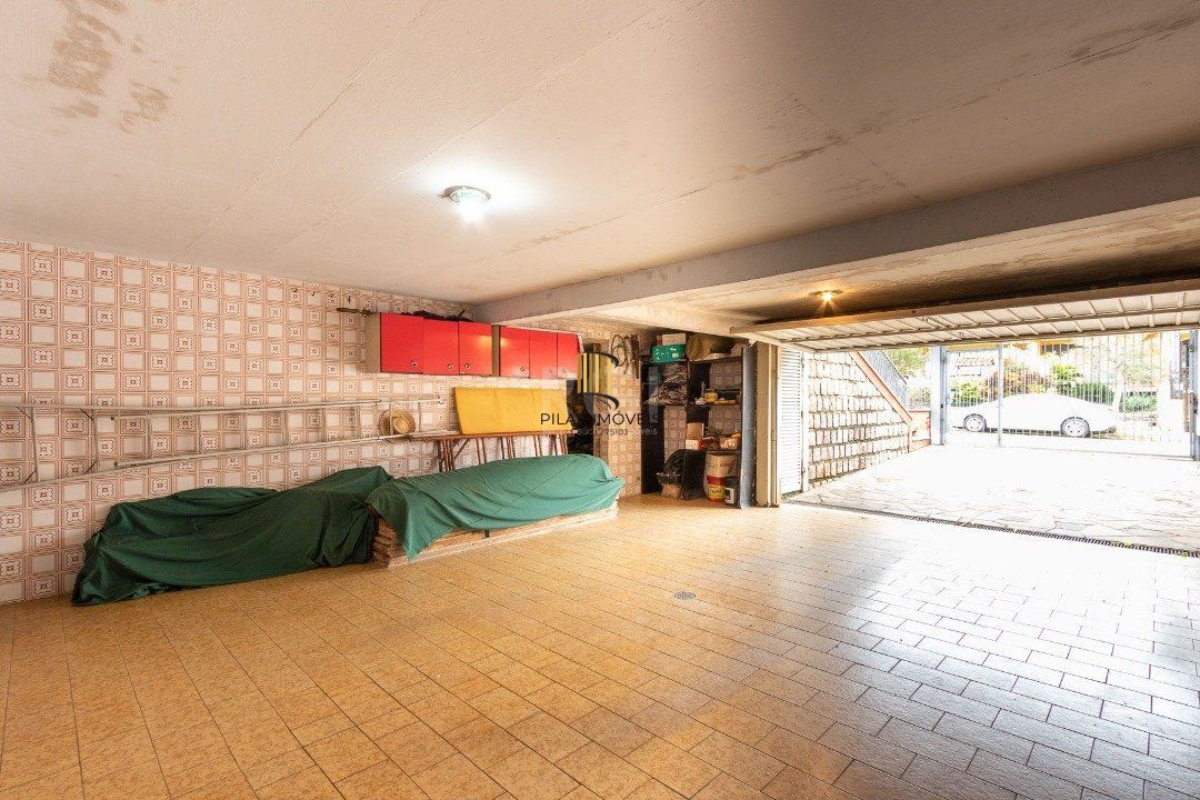Casa para Venda - 280m², 4 dormitórios, sendo 1 suites, 3 vagas - Vila Assunção