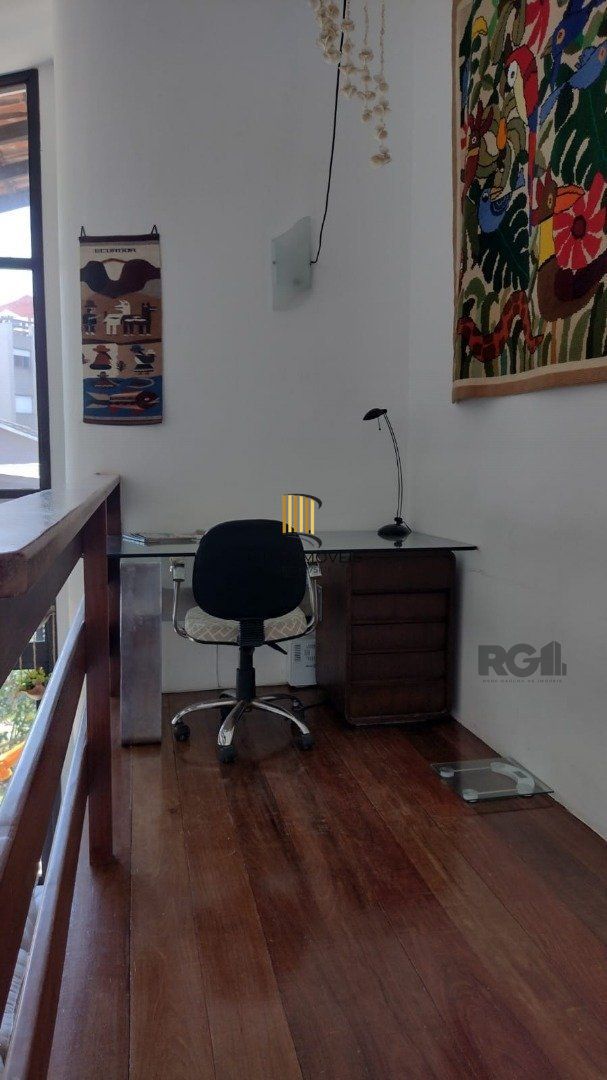 Casa 4 dormitórios no bairro Atlântida
