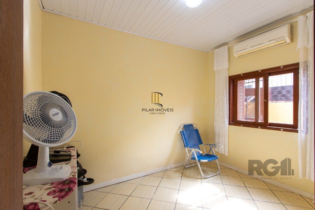 Casa 2 dormitórios no bairro Camaquã