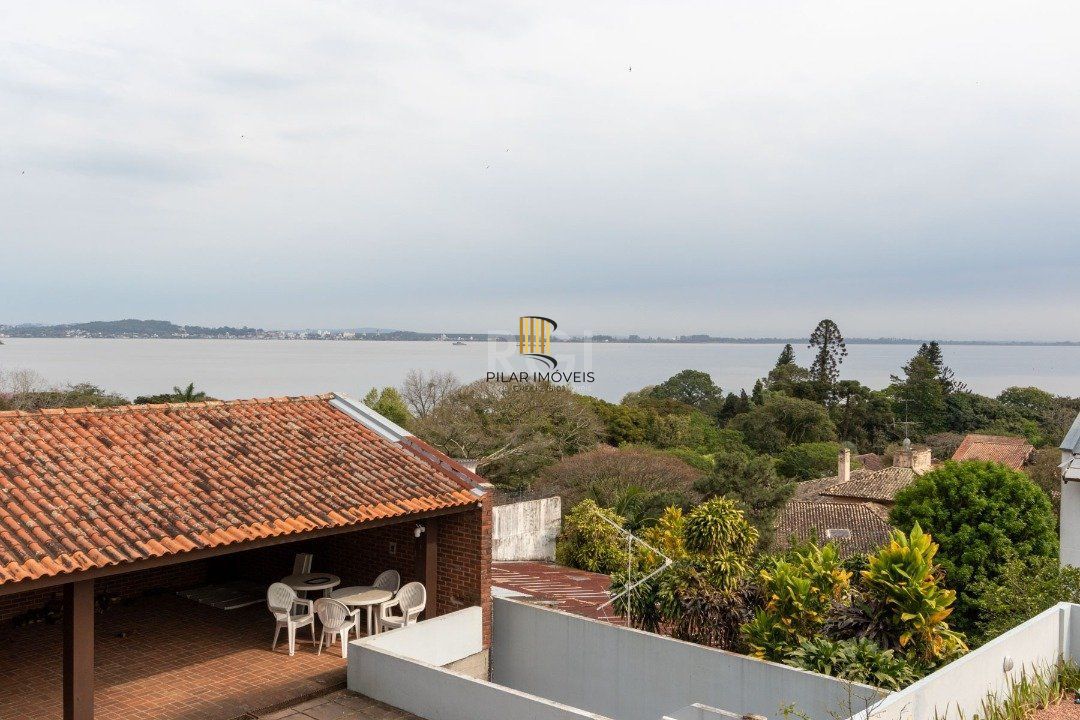 Casa para Venda - 312m², 5 dormitórios, sendo 3 suites, 6 vagas - Vila Conceição