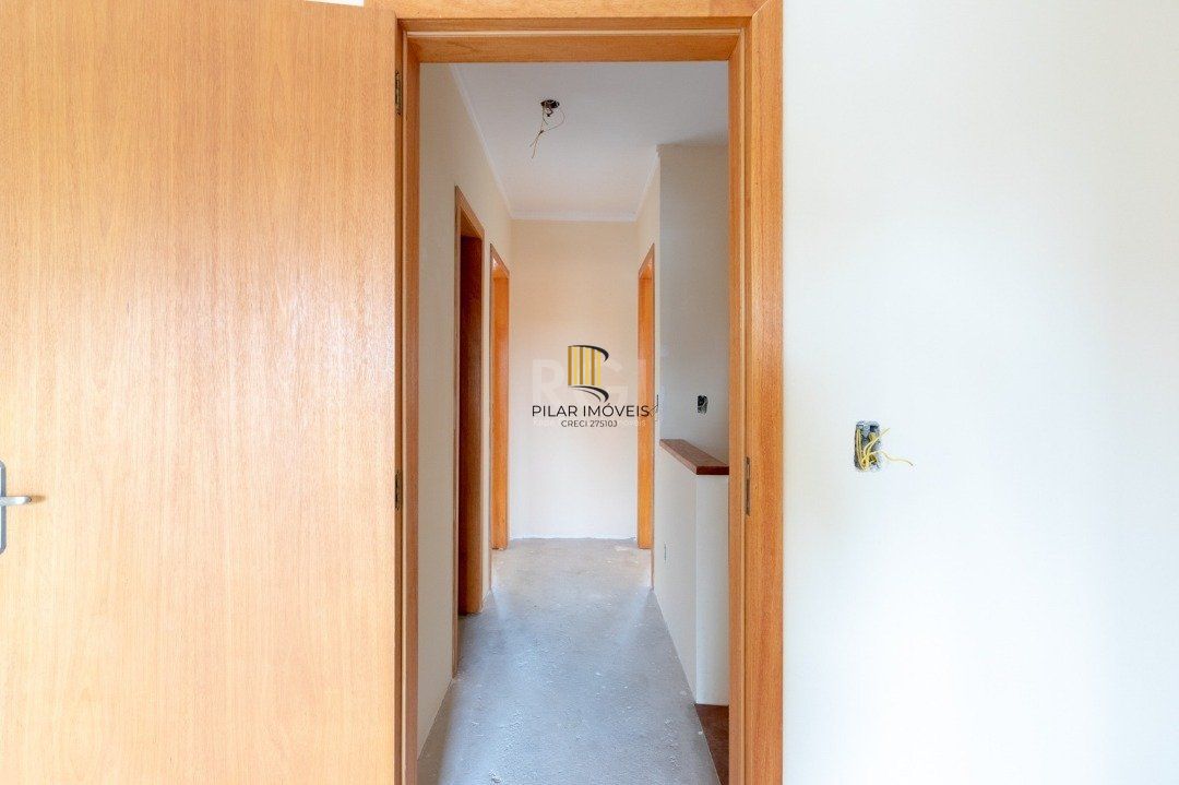 Casa para Venda - 115m², 3 dormitórios, sendo 1 suites, 2 vagas - Urubatã