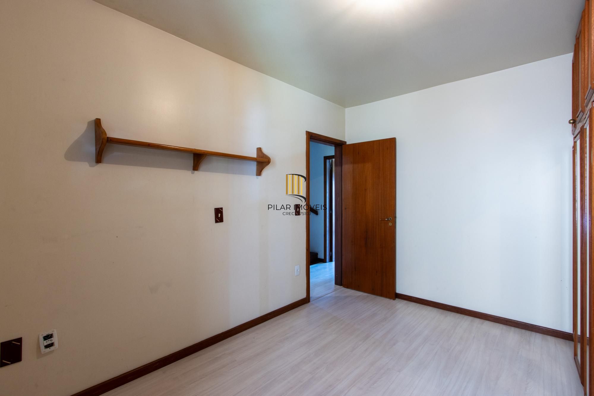 Casa de Condomínio 3 dormitórios no bairro Jardim Isabel