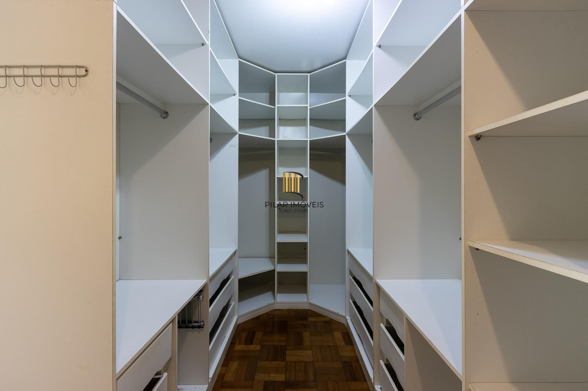 Casa com 4 dormitórios à venda, Jardim Isabel, Porto Alegre