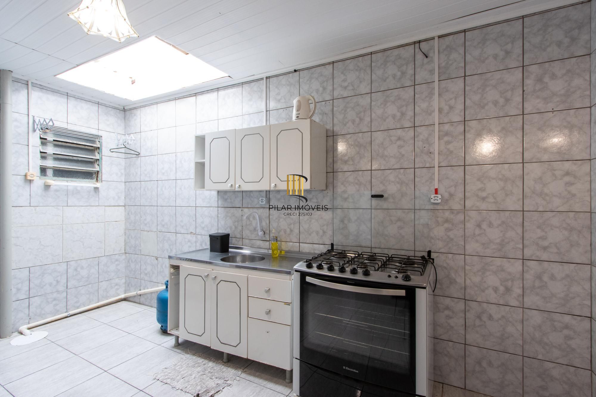CASA TRÊS DORMITÓRIOS NA RESTINGA NOVA